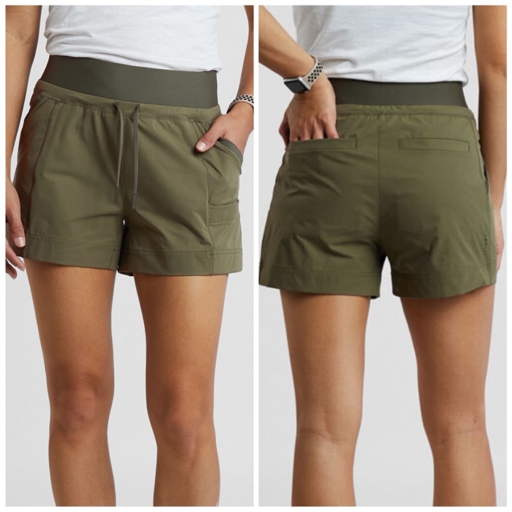 Title nine • zephyr ultralight explorer hiking shorts size Medium